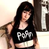 350170868350984192 from fansly